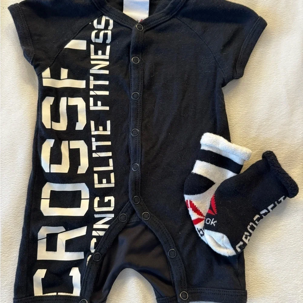 Reebok Black Baby Romper & Matching Socks. 0-3 months. NWOT!